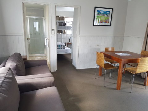 Canberra Carotel Motel - Accommodation Search 3