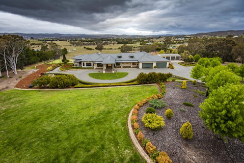 Canberra Luxury Estate - Accommodation Search 2