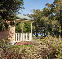 Canton Beach Holiday Park - Accommodation Search