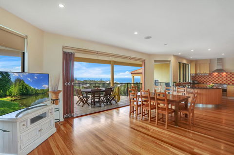 Captain's Retreat - Accommodation Search 0