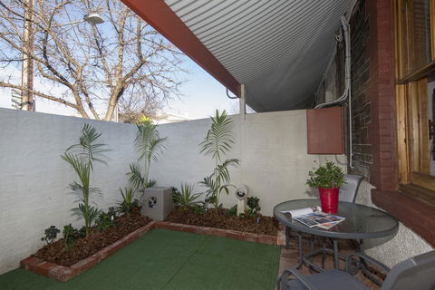 Carrington Charm - CBD - WiFi - Parking - Accommodation Search 1