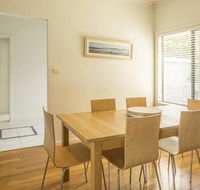 Carroll Ave 76 - Accommodation Search