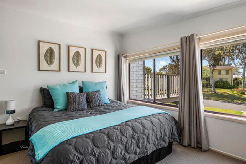 Carroll Ave 85 Mollymook - Accommodation Search 3