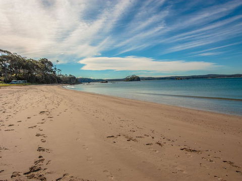 Caseys Beach Holiday Park - Accommodation Search 1