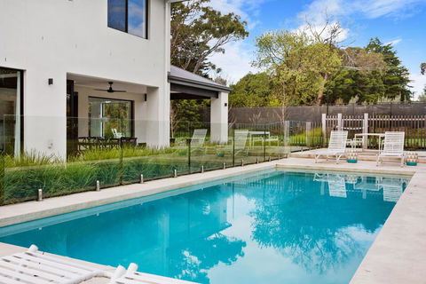 CATALINA - MOUNT ELIZA - Accommodation Search 0