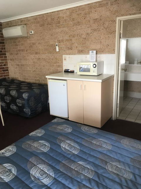 Cedar Lodge Motel - Accommodation Search 3