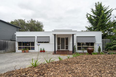 Chalet Of Rye - Accommodation Search 0