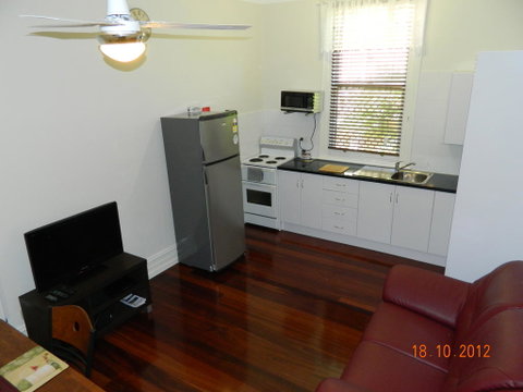 Champion Bay Apartments - Accommodation Search 0