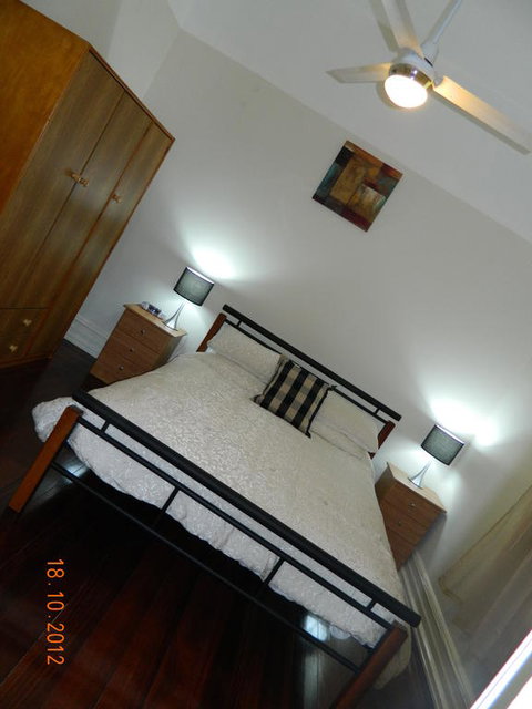 Champion Bay Apartments - Accommodation Search 3