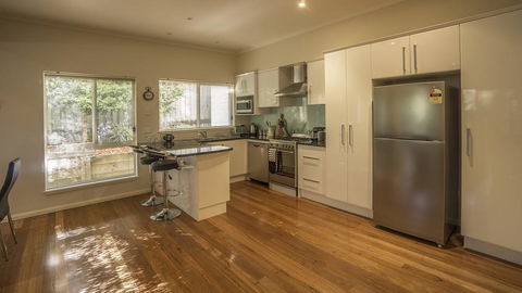 Championship Golf Course On Your Back Door - Accommodation Search 3