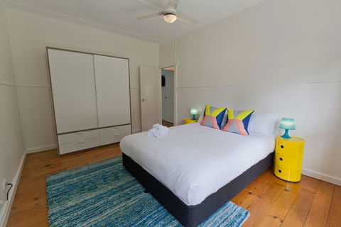 Charlie's Beach House - Accommodation Search 3