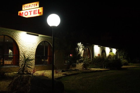 Charlton Motel - Accommodation Search 1