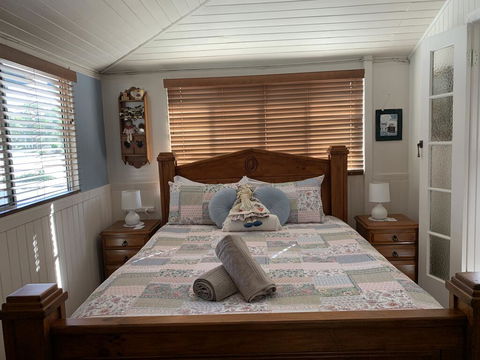 Cherry Blossom Cottage - Accommodation Search 2
