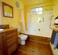 Cherry Plum Cottages - Accommodation Search