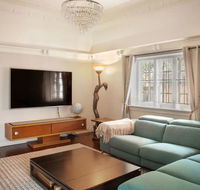 Chic 2 Bedroom Ground Floor Apartment In Trendy New Farm - Accommodation Search