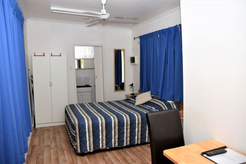 Chinchilla Motel - Accommodation Search 2