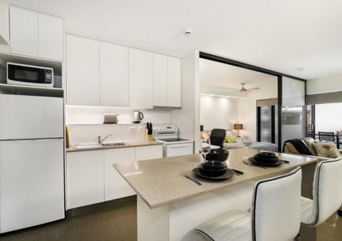 City Getaway Modern Bowen Hills 1 Bedroom With Free WIFI And Parking - Accommodation Search 0