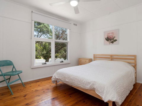 Classic Beach House In Rye - Accommodation Search 2