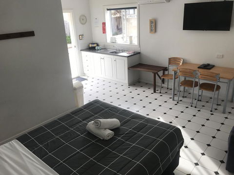 Clearwater Motel Apartments - Accommodation Search 2