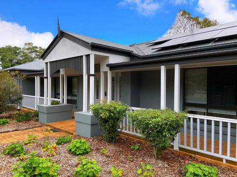Clouds Mapleton - Accommodation Search 2