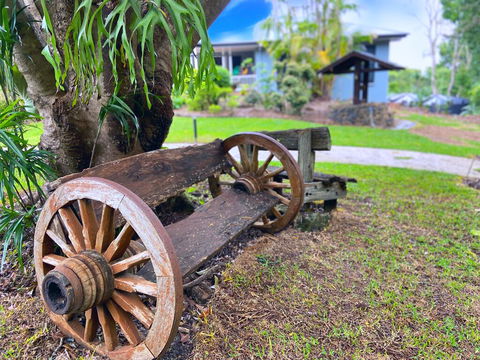 Clouds Mapleton - Accommodation Search 1