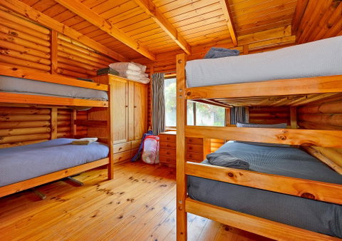 Cloudy Bay Cabin - Accommodation Search 2