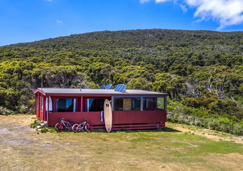 Cloudy Bay Cabin - Accommodation Search 1