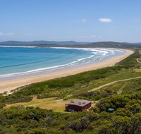 Cloudy Bay Cabin - Accommodation Search