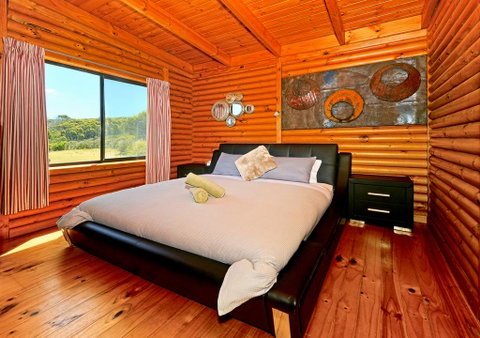 Cloudy Bay Cabin - Accommodation Search 3