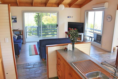 Cockatoo Cabin - Accommodation Search 2