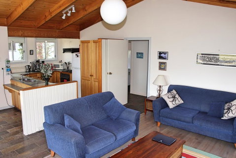 Cockatoo Cabin - Accommodation Search 1