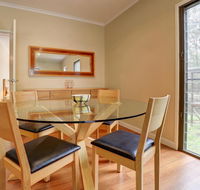 Cockatoo Hideaway - Accommodation Search