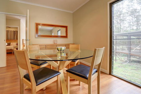 Cockatoo Hideaway - Accommodation Search 0