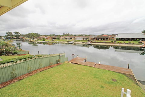 Cockatoo House - Accommodation Search 0