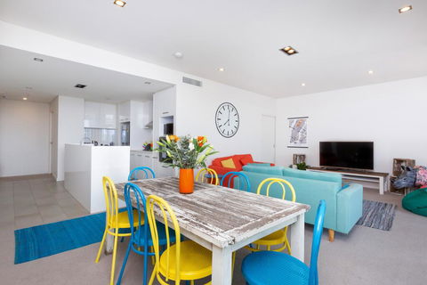 Colour & Swank At The Mill In The Heart Of CBD! - Accommodation Search 0