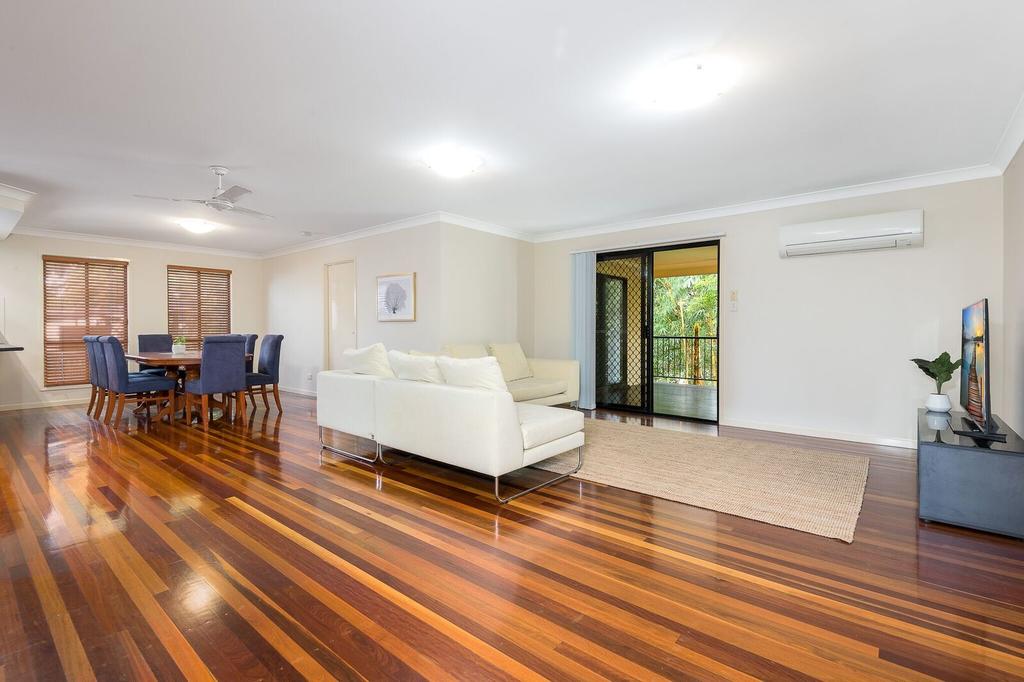 Camp Hill QLD Accommodation Search