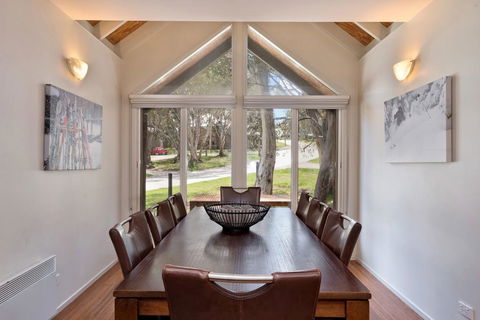 COME BY CHANCE, Dinner Plain - Accommodation Search 3