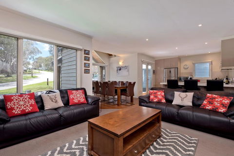 COME BY CHANCE, Dinner Plain - Accommodation Search 1