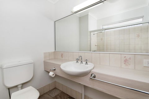 Comfort Inn Cairns City - Accommodation Search 1