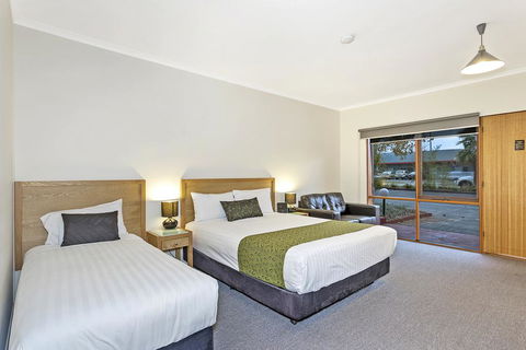 Comfort Inn Lady Augusta - Accommodation Search 2