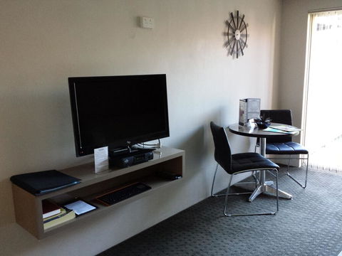 Comfort Inn Towradgi Beach - Accommodation Search 0