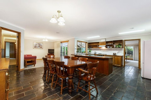Comfort On Conns - Accommodation Search 1