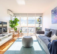 COMO A South Yarra Delight Car Park and King Bed - Accommodation Search