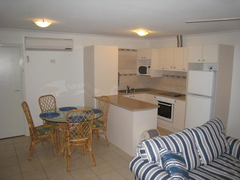 Como Apartments - Geraldton - Accommodation Search 0