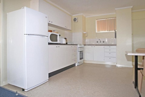 Como Apartments - Geraldton - Accommodation Search 1