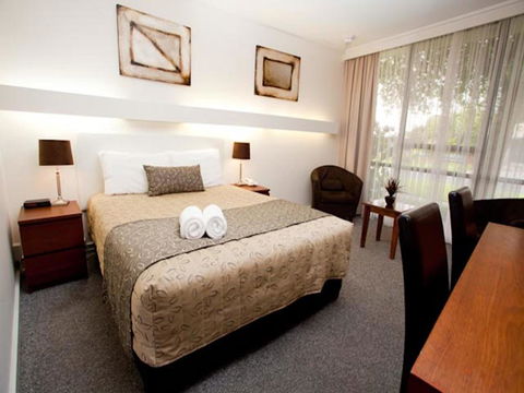 Connells Motel & Serviced Apartments - Accommodation Search 2