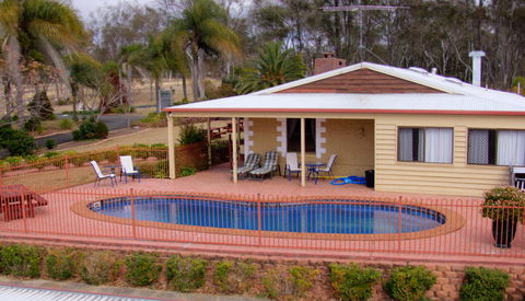 Copper Country Motor Inn & Restaurant - Accommodation Search 1