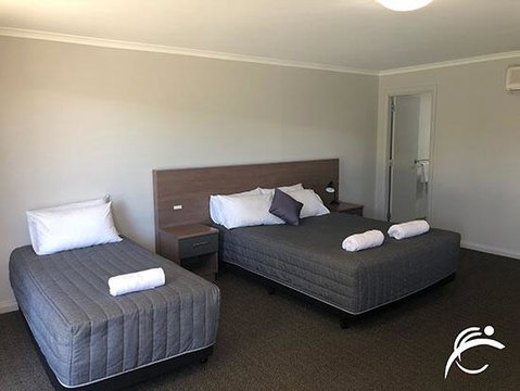 Coro Club Motel - Accommodation Search 1