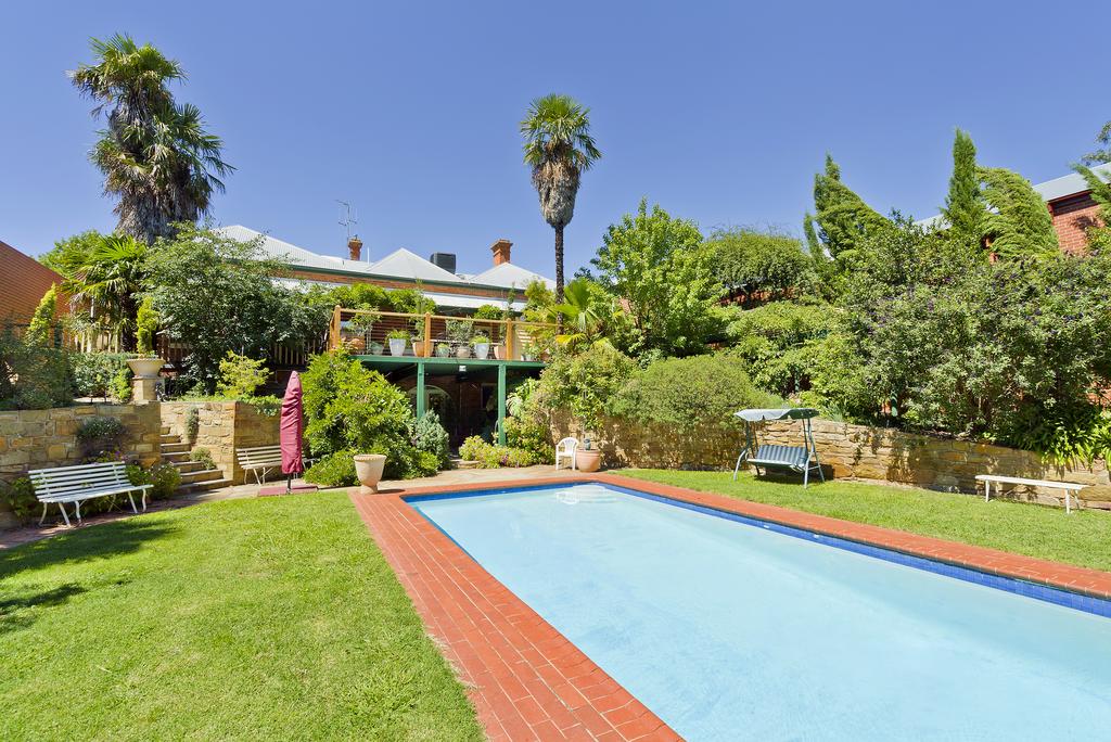 Wanalta VIC Accommodation Search