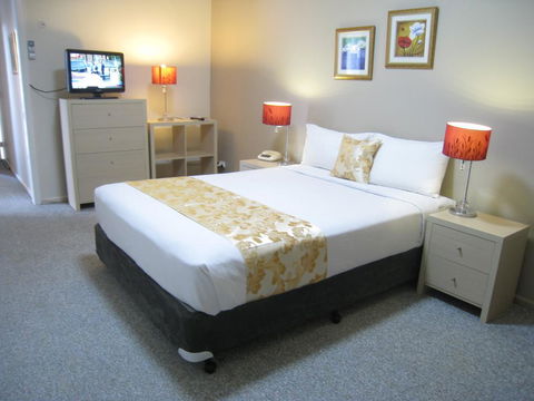 Country Lodge Motor Inn - Accommodation Search 3